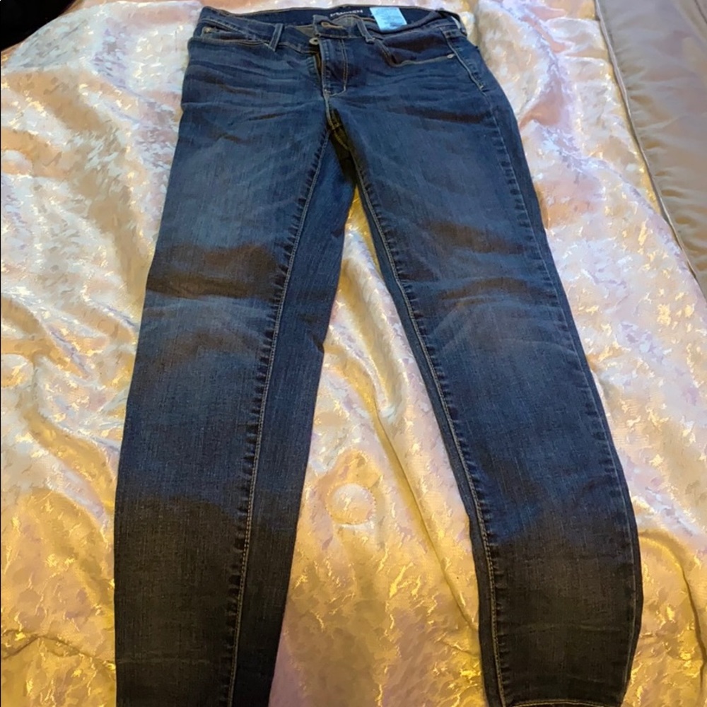 Levi high waisted jeans!